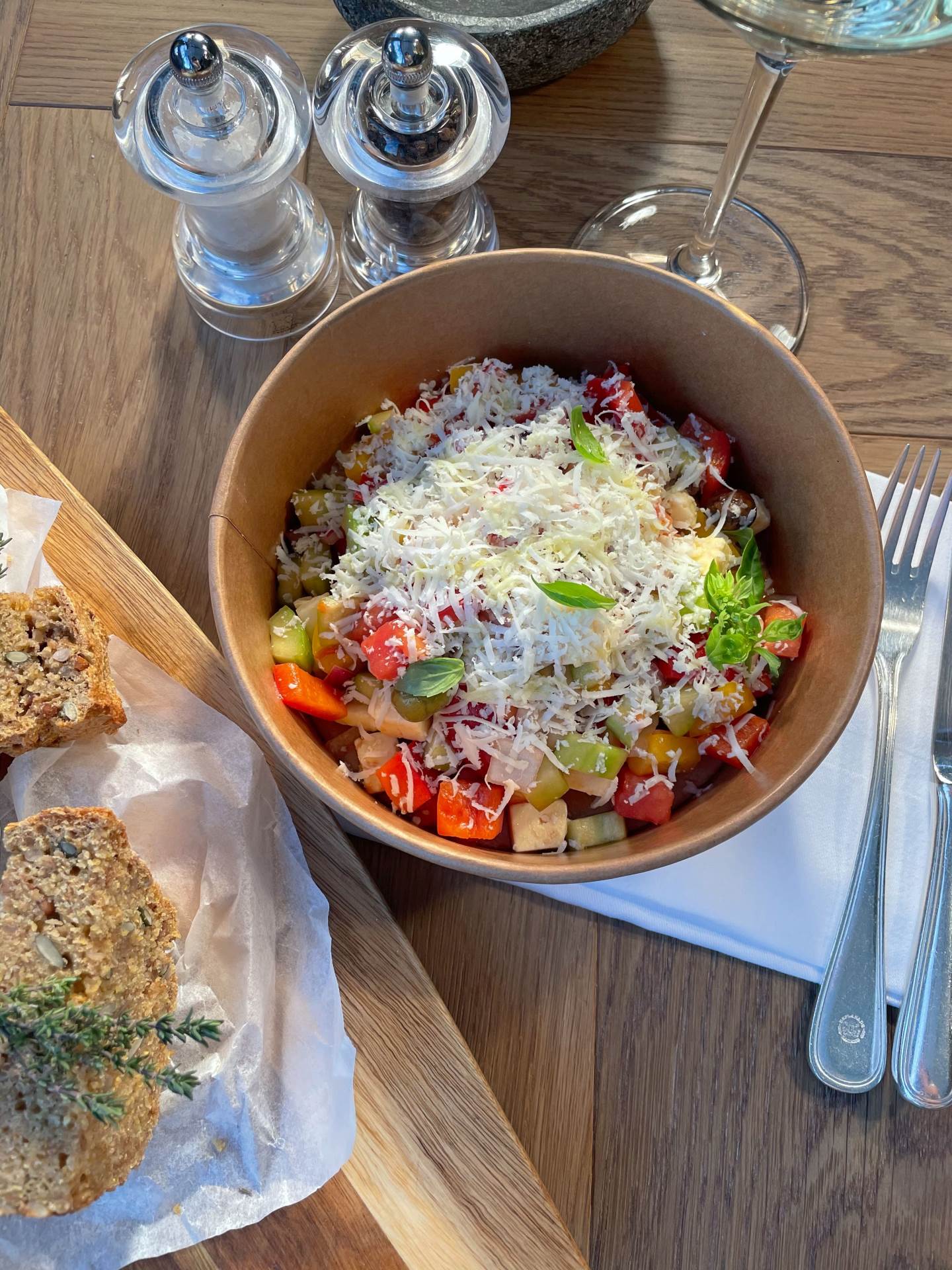 Esplanadin a la carte meni odsad i u vašem domu