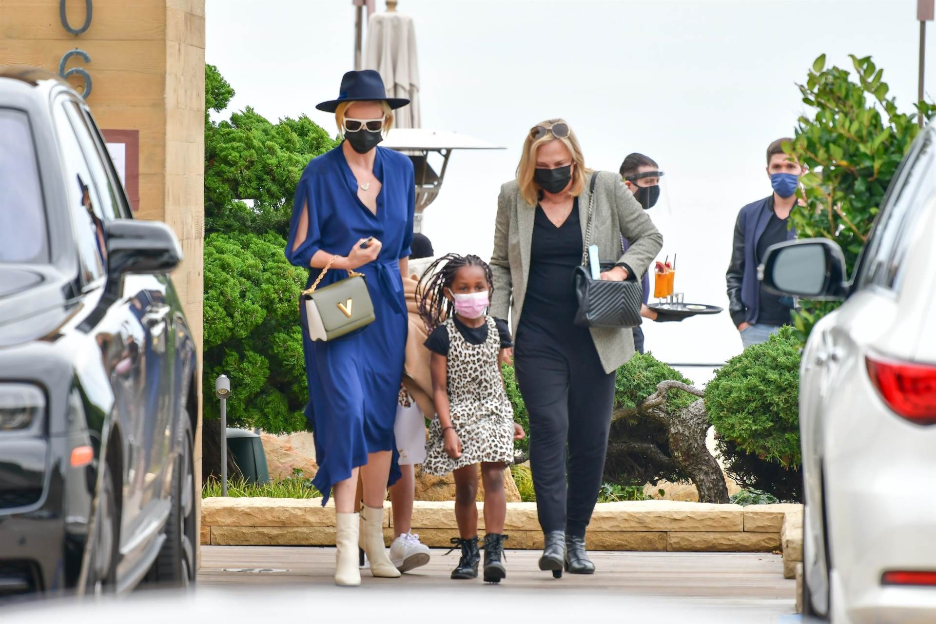 Charlize Theron nema muža, ali ima dvoje djece