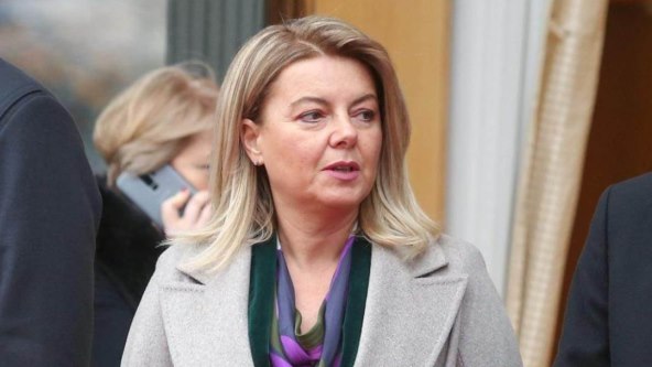 Mirjana Hrga redovito na Facebooku komentira aktualnosti