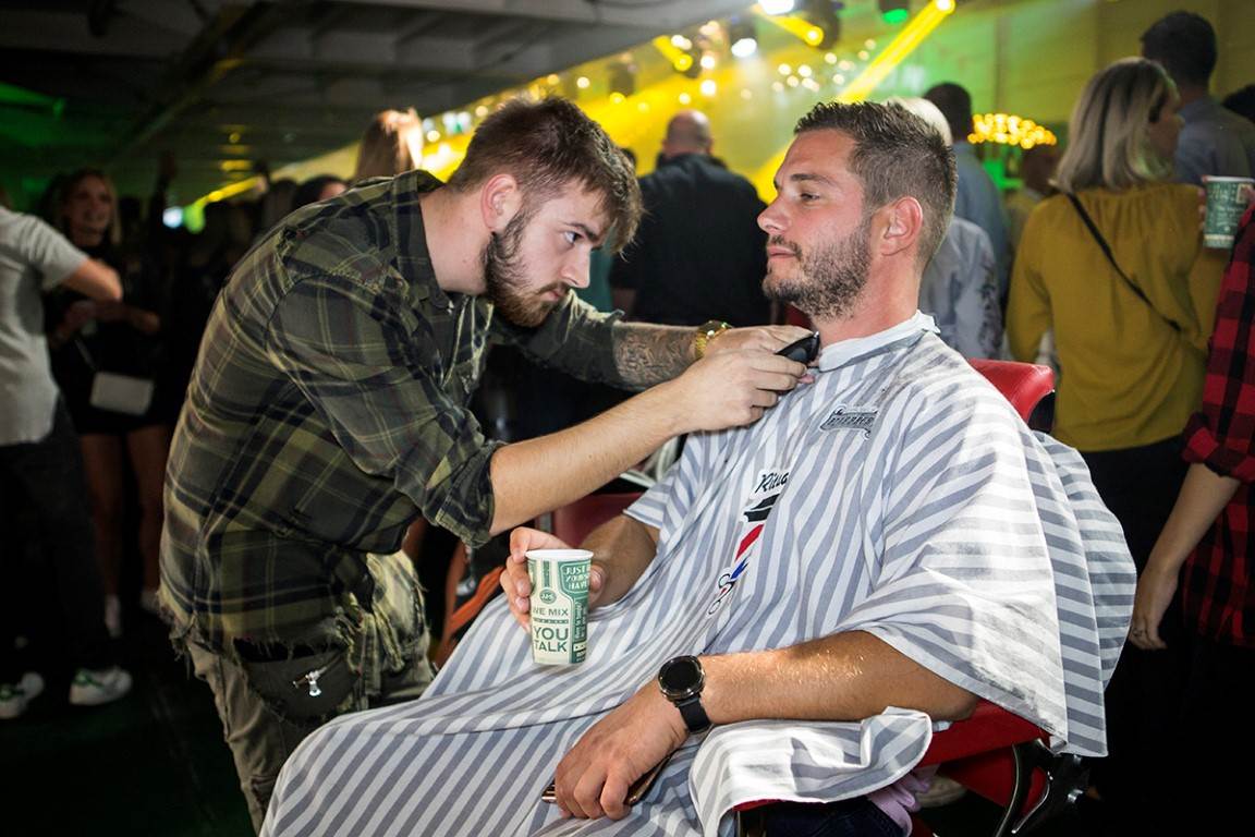 Splićani uplovili u najluđu noć na Jamesolinija party trajektu