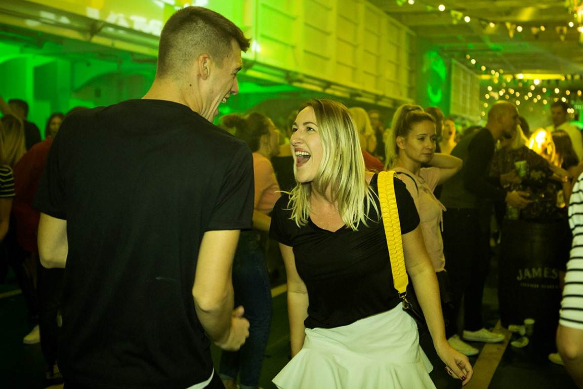 Splićani uplovili u najluđu noć na Jamesolinija party trajektu
