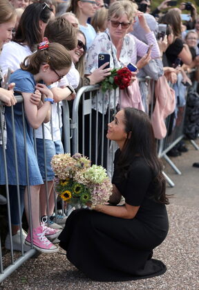 Meghan Markle ispred dvorca Windsor