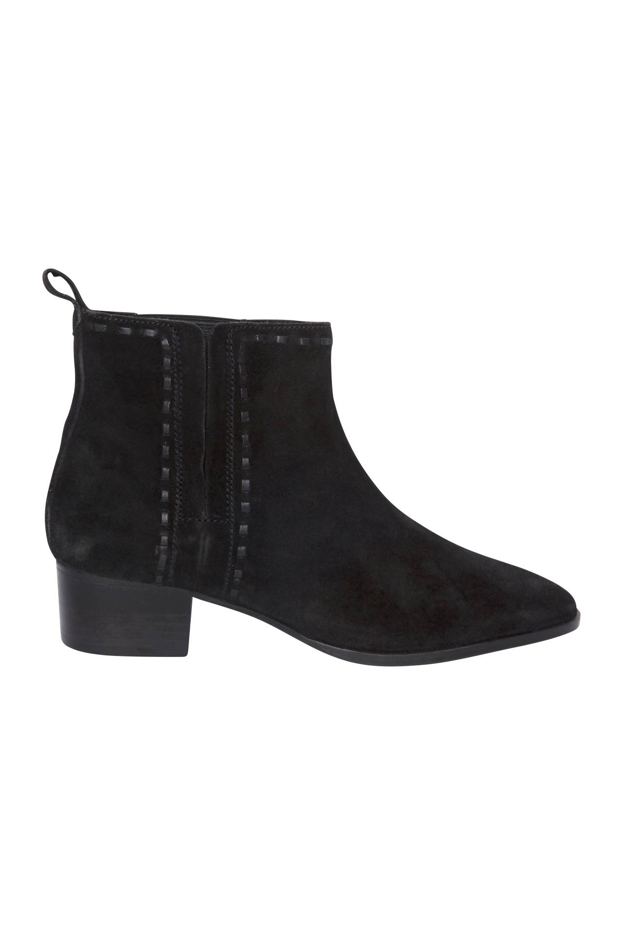 Top pet outfita u kojima ćete biti spremne za sve prilike i neprilike
