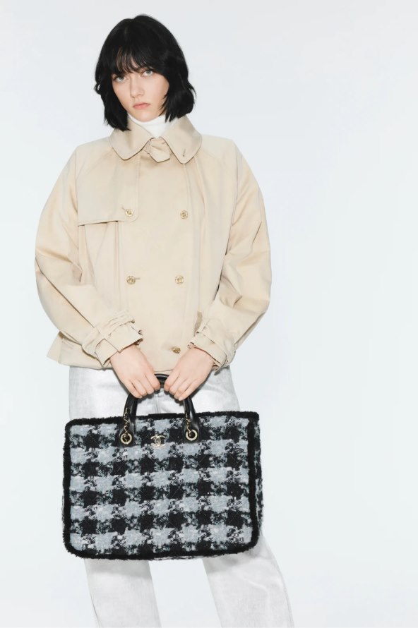 Chanel logo jakna