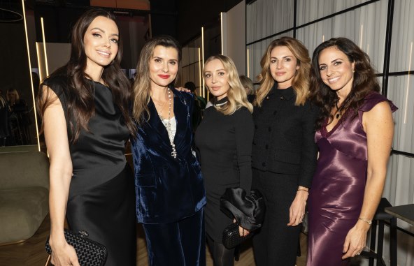 Alex, Anamaria Komar,Ljiljana Uskoković, Ana Malić, Tracey Glavina.jpg