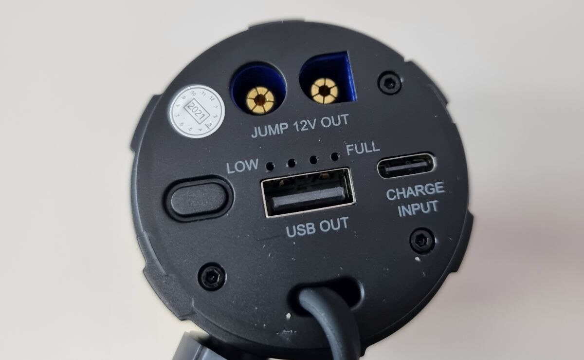 Scosche PowerUp 600 Torch (8).jpg