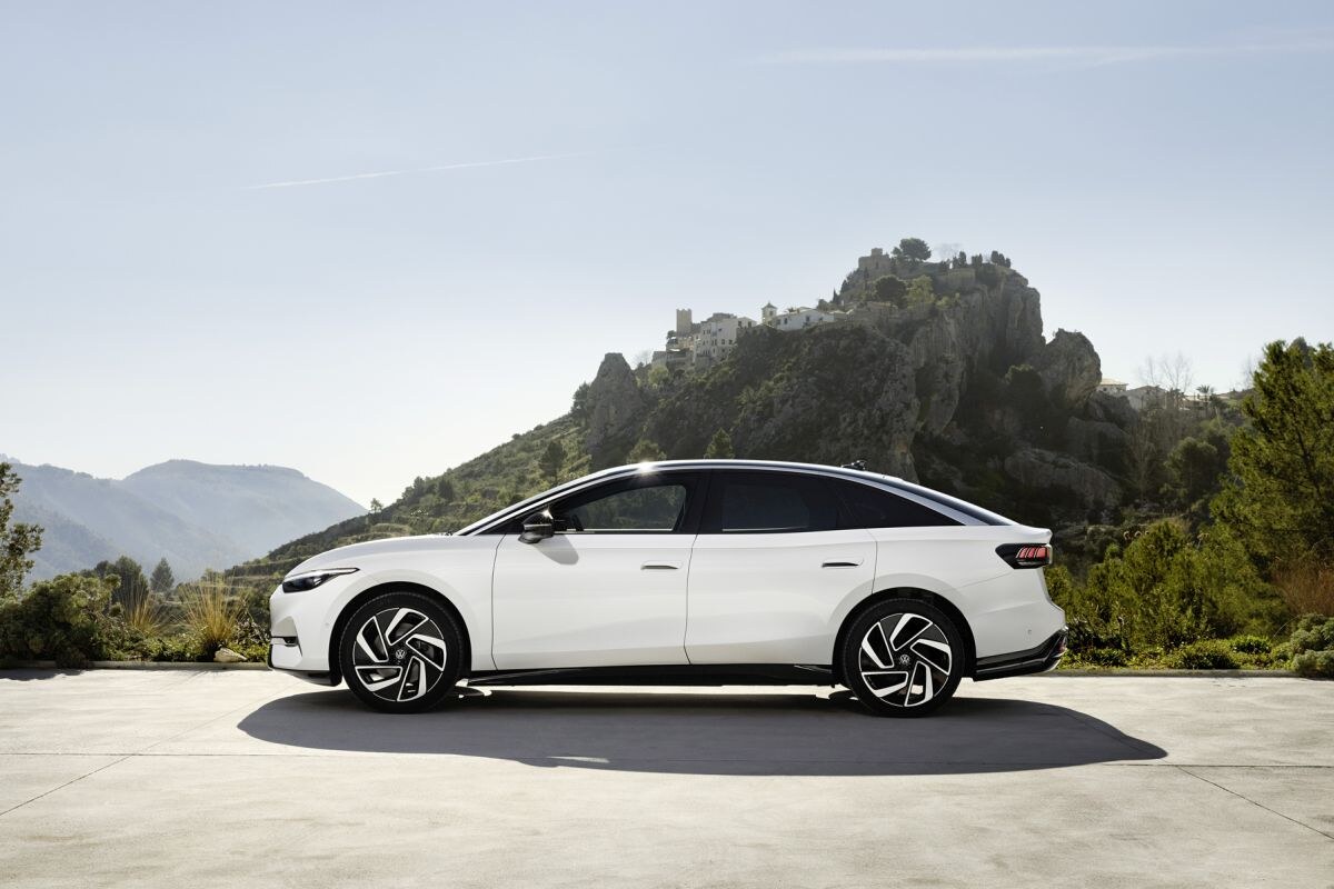 Volkswagen ID.7 (5).jpg