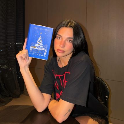 Dua Lipa nokti