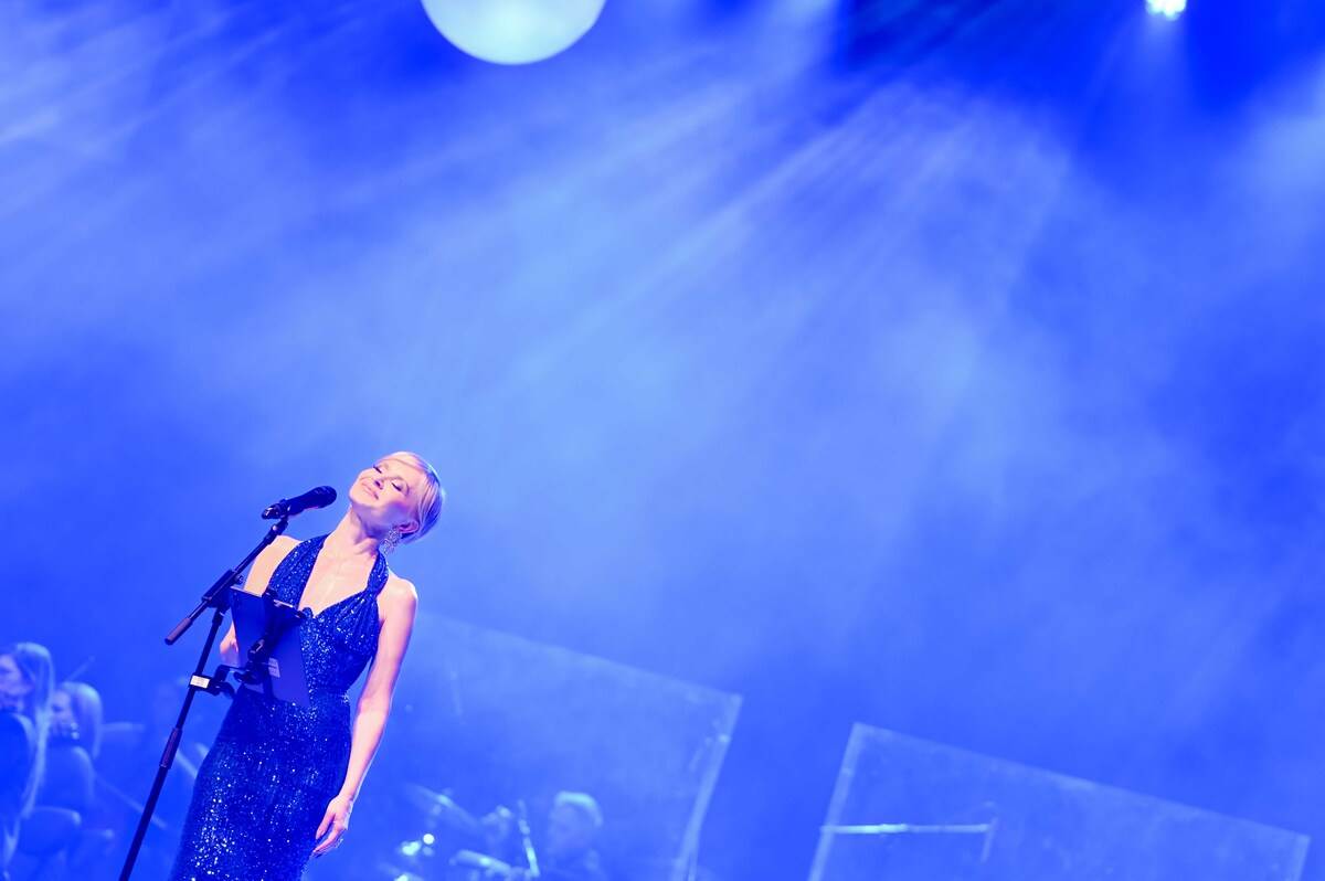 Božićnim koncertom Danijela Martinović razgalila publiku u Lisinskom