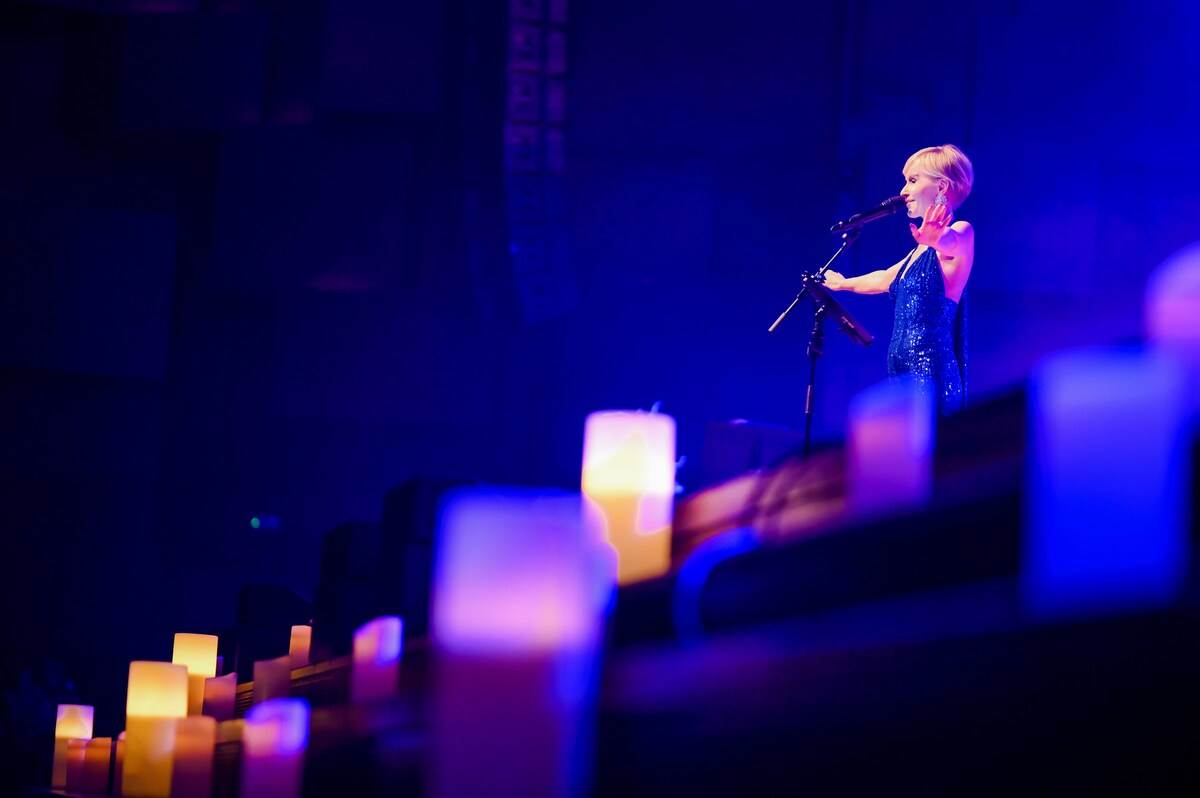 Božićnim koncertom Danijela Martinović razgalila publiku u Lisinskom