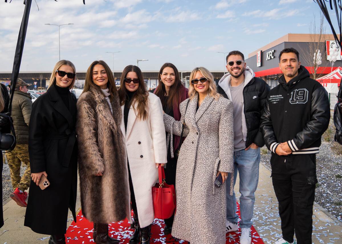 Martina Filić, Antonija Strupar, Lucija Lugomer, Maša Zibar, Meri Goldašić, Niko Čuturić, Adrian Krajcar.jpg
