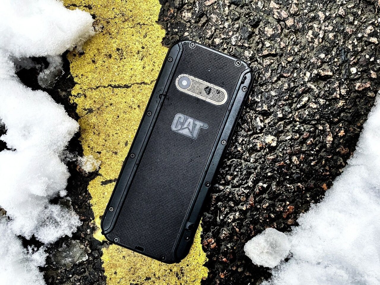 POTPUNO ANTIBAKTERIJSKI SMARTPHONE Mobiteli s naprednom antimikrobnom zaštitom