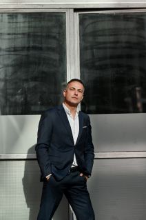 Adrian De Vrgna (20).jpg