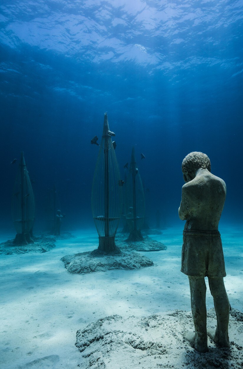 PODVODNI MUZEJ S 93 SKULPTURE Služi za istraživanje, ali i za plivanje