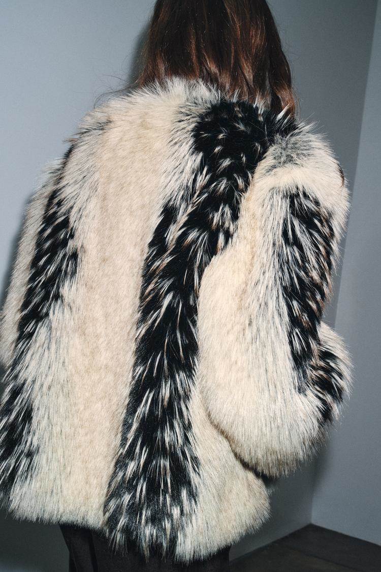 SHORT FAUX FUR COAT ZW COLLECTION/ ZARA/ 69.99 EUR