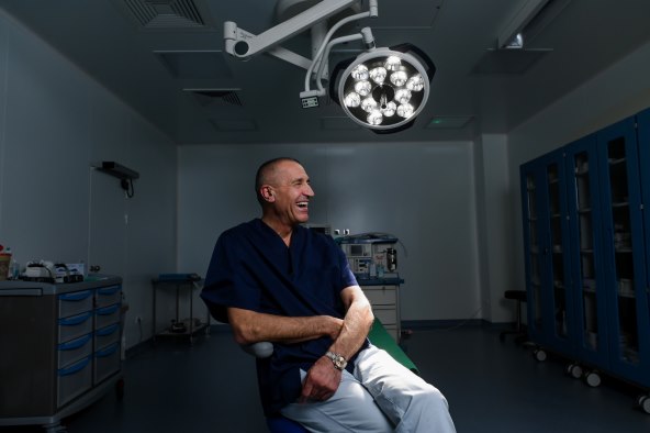 Dr. Duje Ostojic