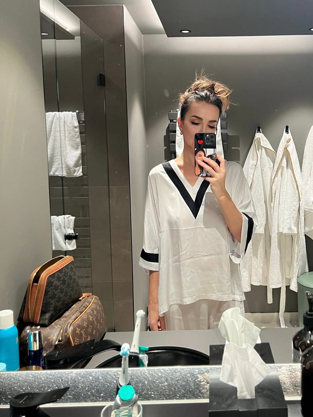 SnapInsta.to_611242507_18548990980027296_5947899580740233645_n.jpg