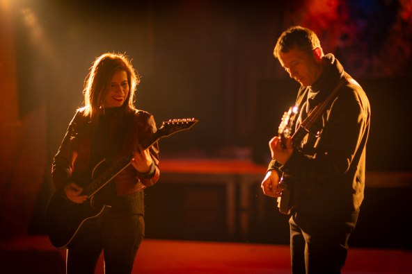 ljubav revolucija-07.jpg