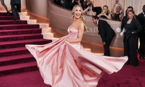 Golden Globes 2026 Nikki Glaser