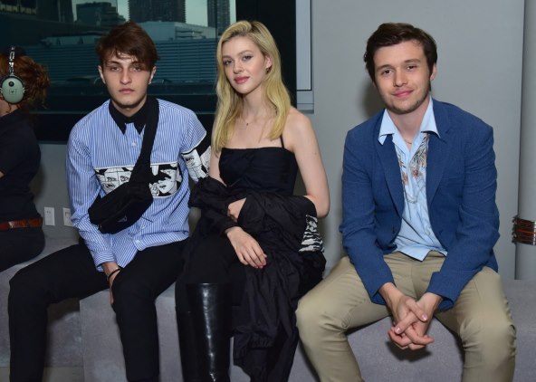Nicola Peltz Beckham i Anwar Hadid