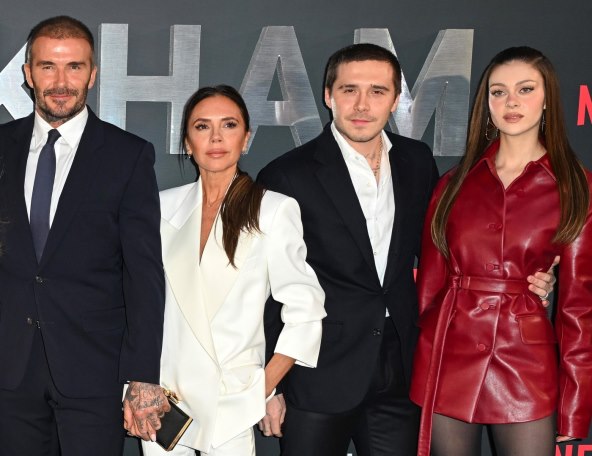 David Beckham, Victoria Beckham, Brooklyn Beckham, Nicola Peltz
