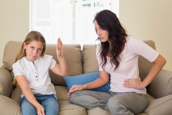 17 fraza mama stare škole koje bi današnje roditelje šokirale