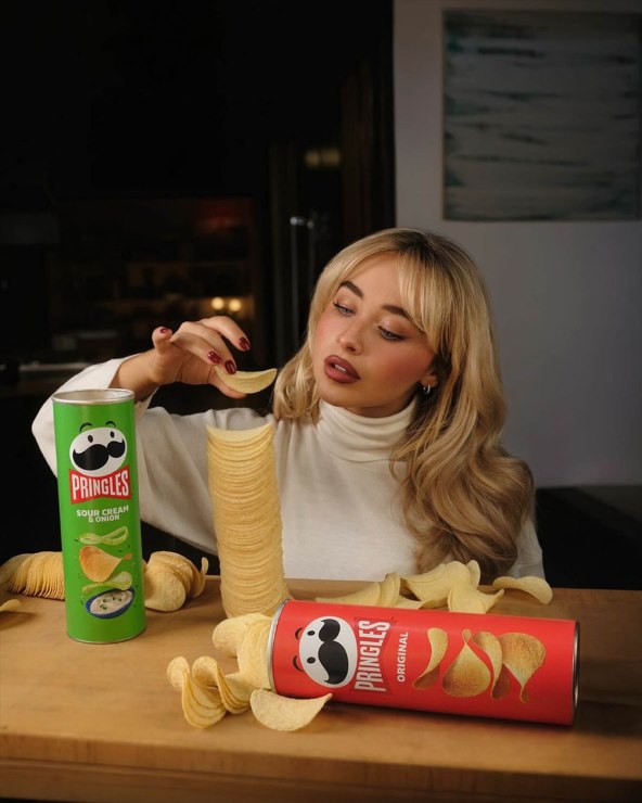 Sabrina Carpenter Super Bowl 2026 Pringles reklama