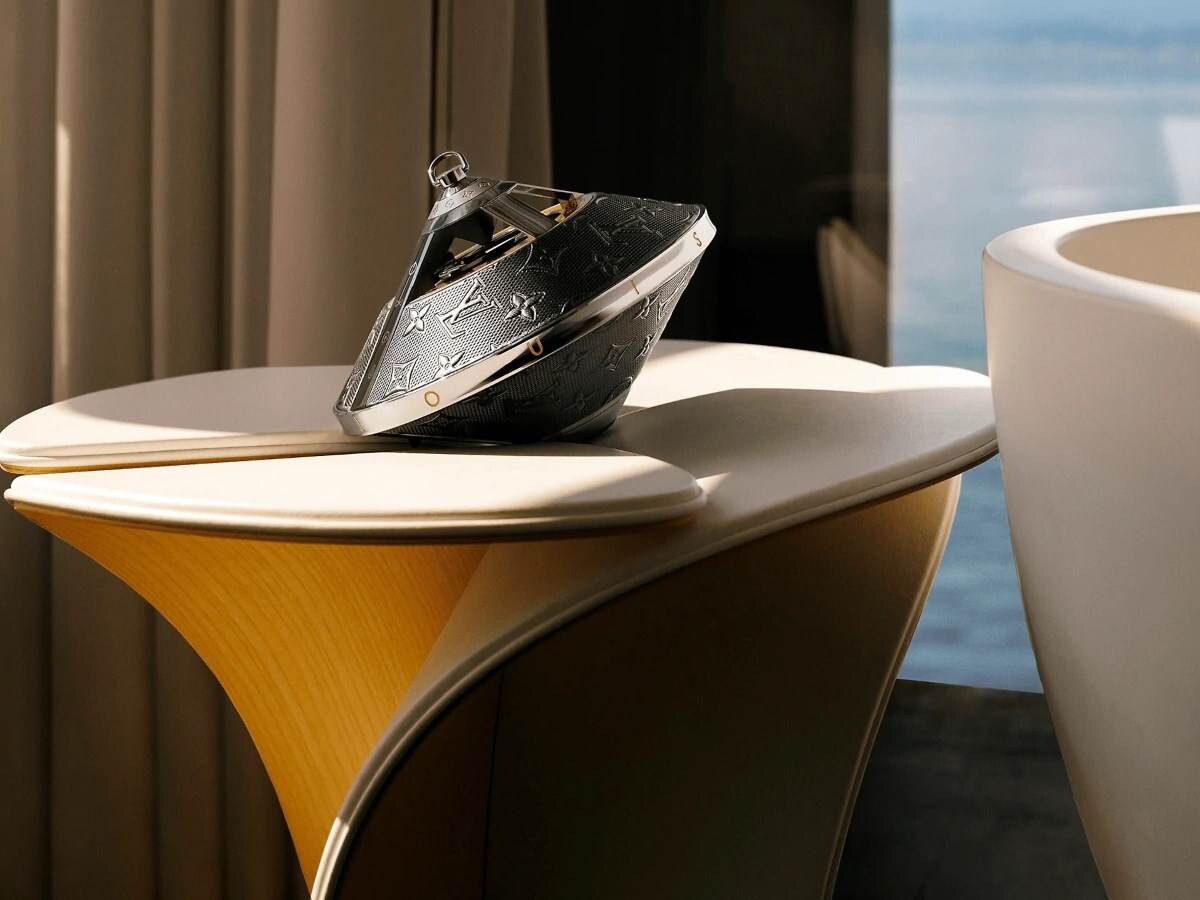 CIJENA PRAVA SITNICA Louis Vuitton Horizon Light Up Speaker