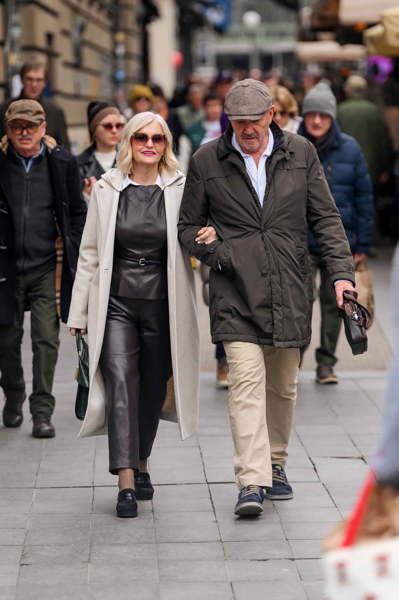 Maneken i influencer Michel Bakić na špici