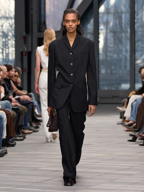 Calvin Klein Collection Fall 2026 by Veronica Leoni.