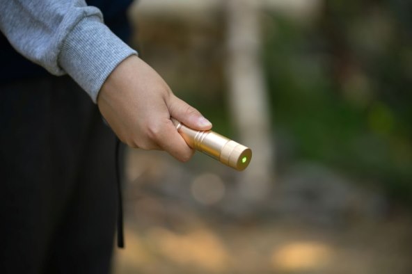 Opasnost laserskih uređaja za djecu - kako spriječiti ozljede očiju i nezgode