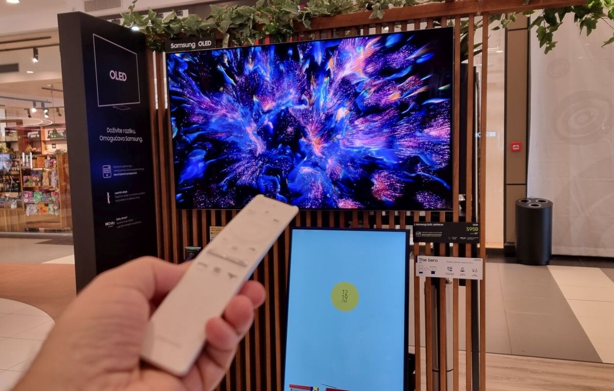 Samsung OLED TV (2).jpg