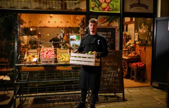 Snimljeno Xiaomi 17 Ultra pametnim telefonom