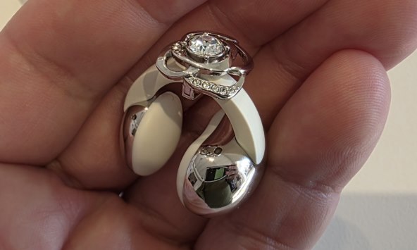 TCL CrystalClip Swarovski (5).jpg