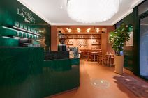 Lacoste Cafe Pariz