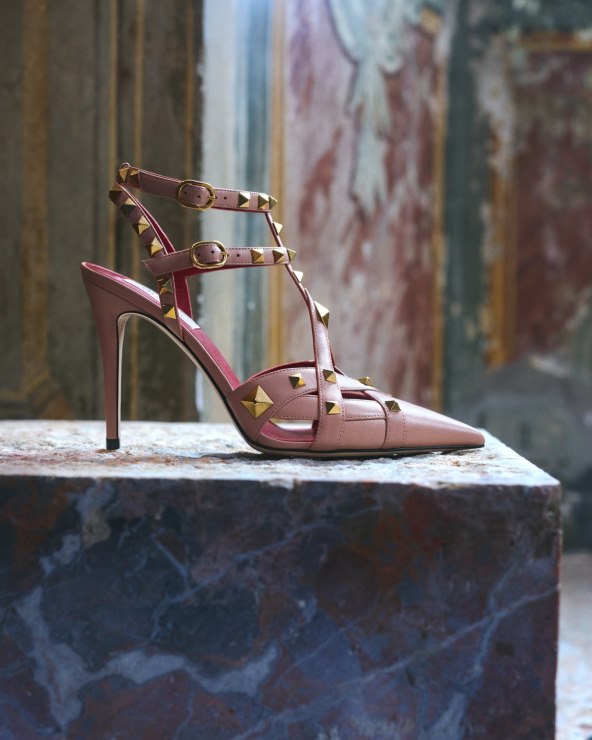 Valentino Rockstuds