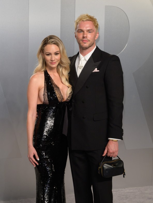 Nicholas Hoult, Bryana Holly