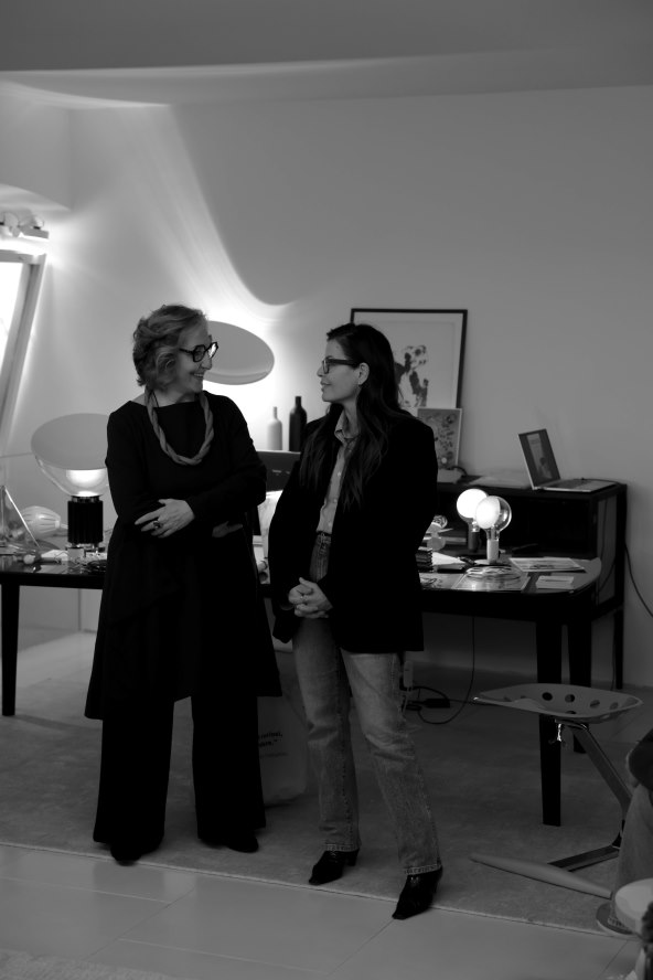 Themelia x Flos_02.jpg