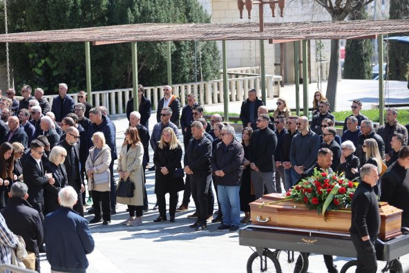 Posljednji ispraćaj oca Igora Tudora