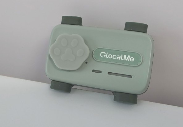 PetPhone (5).jpg