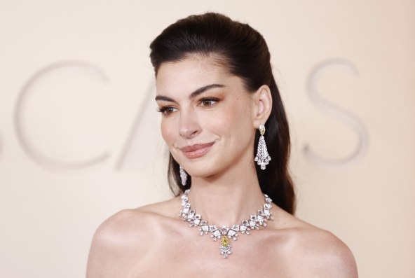 Anne Hathaway