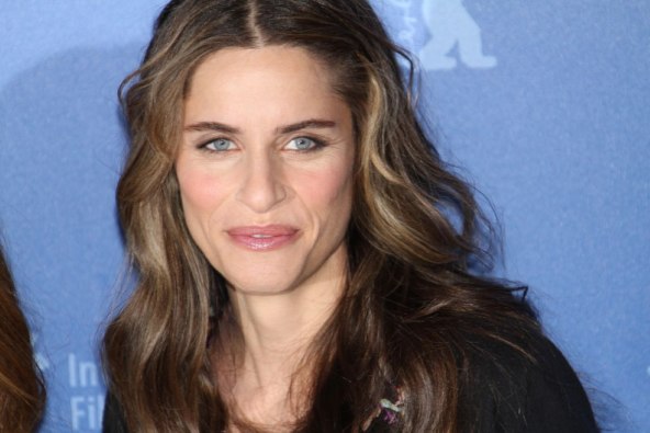 Amanda Peet.jpeg