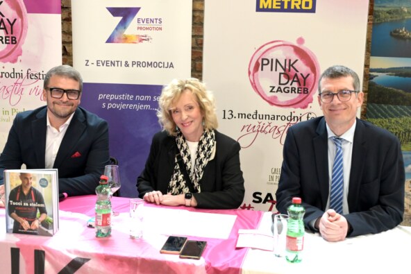 1 Matej Umek, Sanja Muzaferija i Gašper Dovžan.jpg