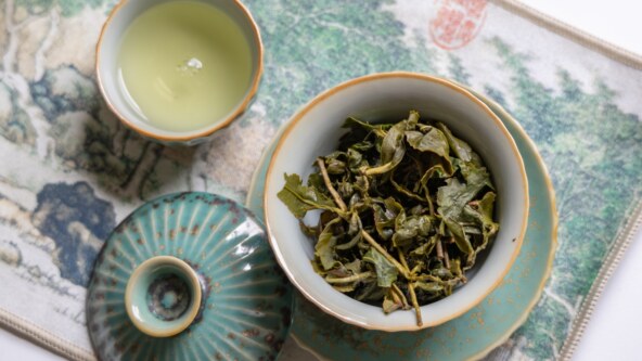 Oolong čaj.jpg