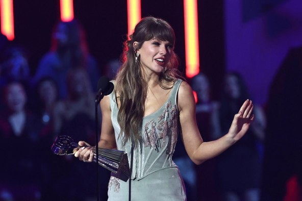 Taylor Swift iHeartRadio