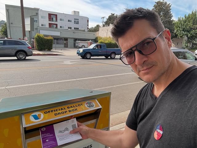 Nathan Fillion