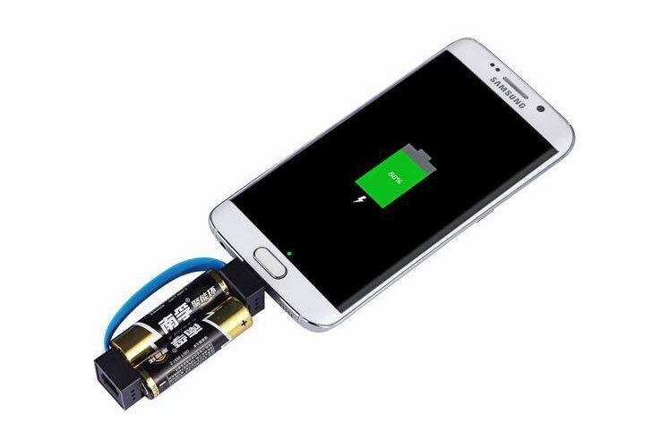 Univerzalni punjac za pametni telefon (5).jpg