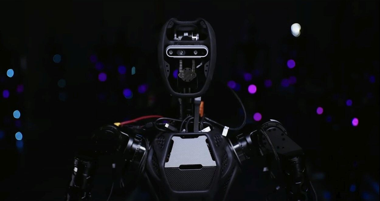 Fourier GR-1 (5).jpg