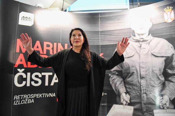 'Metafora za oslobađanje prošlosti, svijesti, spiritualnog i fizičkog'