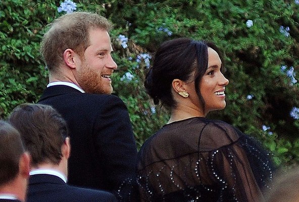 Harry i Meghan su Williamu upravo postali veliki izvor brige